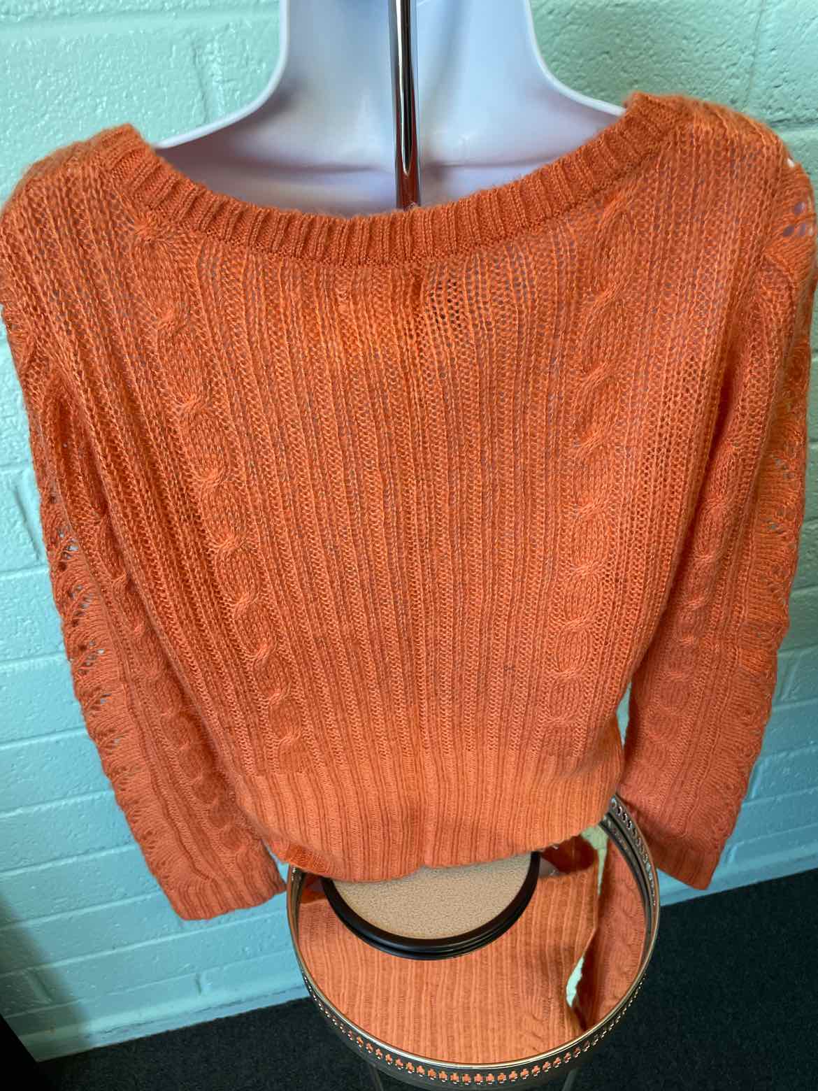 Worthington Size M Orange Sweater