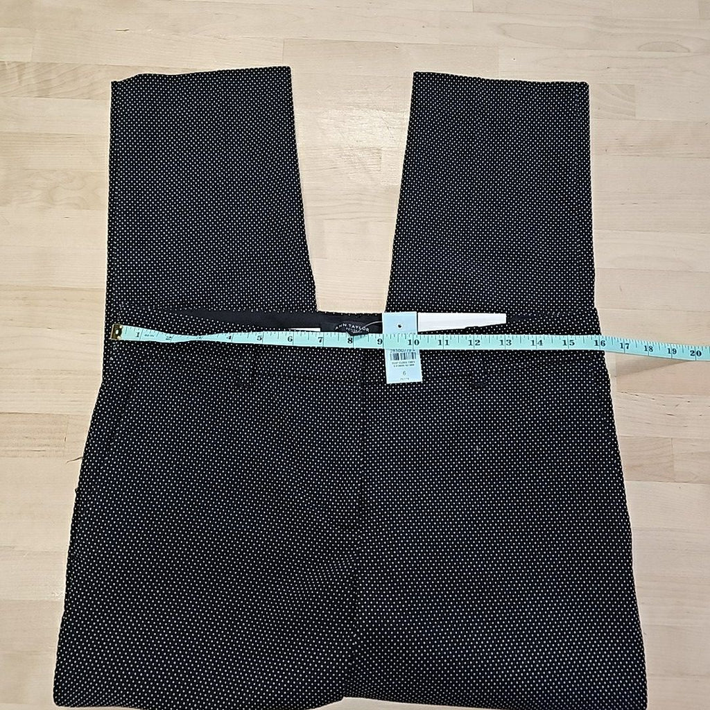Ann Taylor Size 6P Black Pants