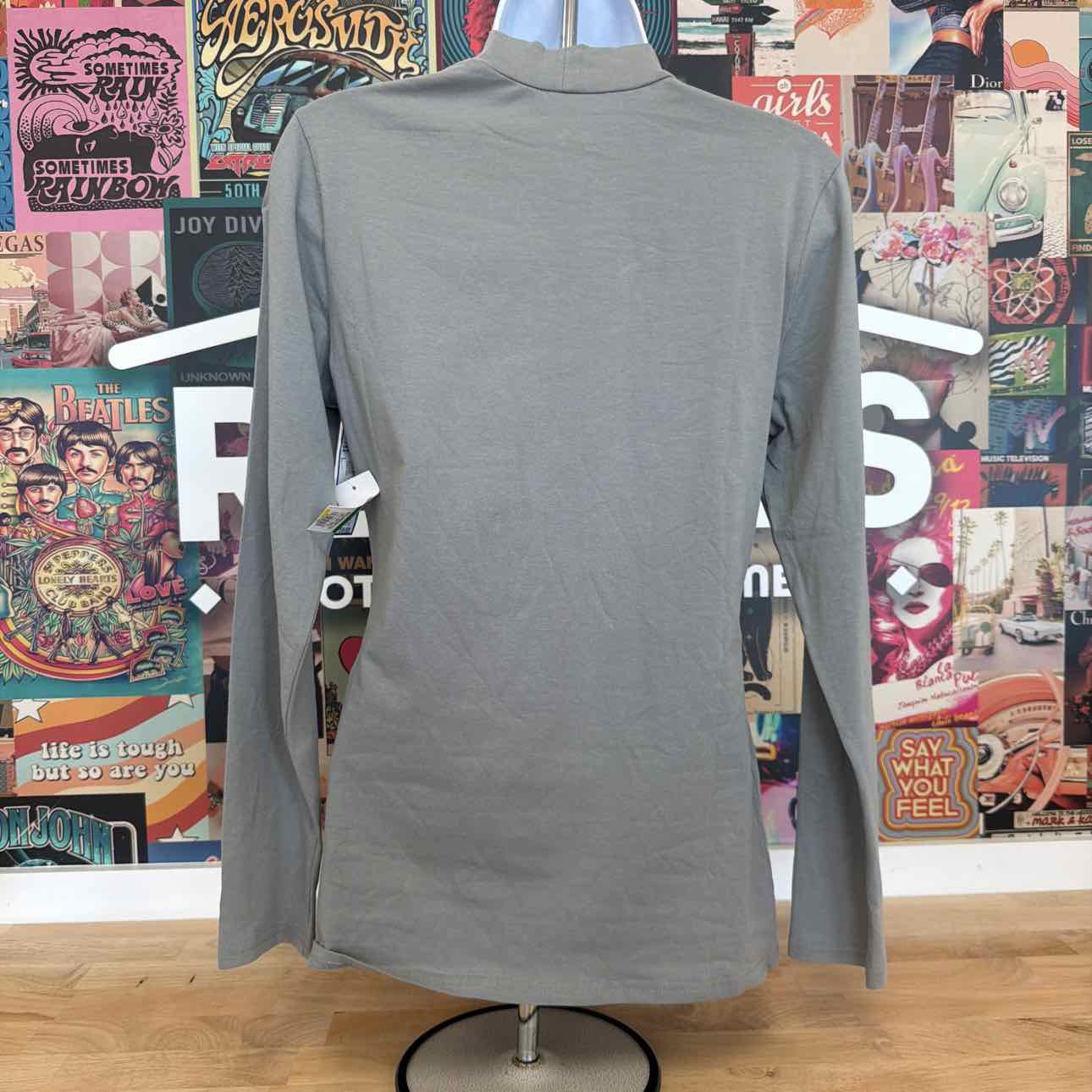 Aveto Size L Mock-Neck Long-Sleeve Top