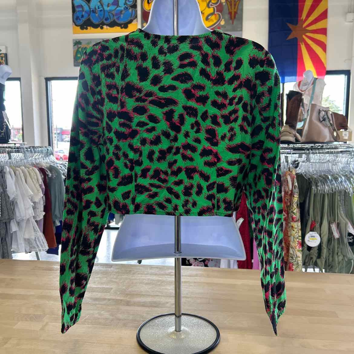 VeroModa Size S Green Preloved Button Down LS