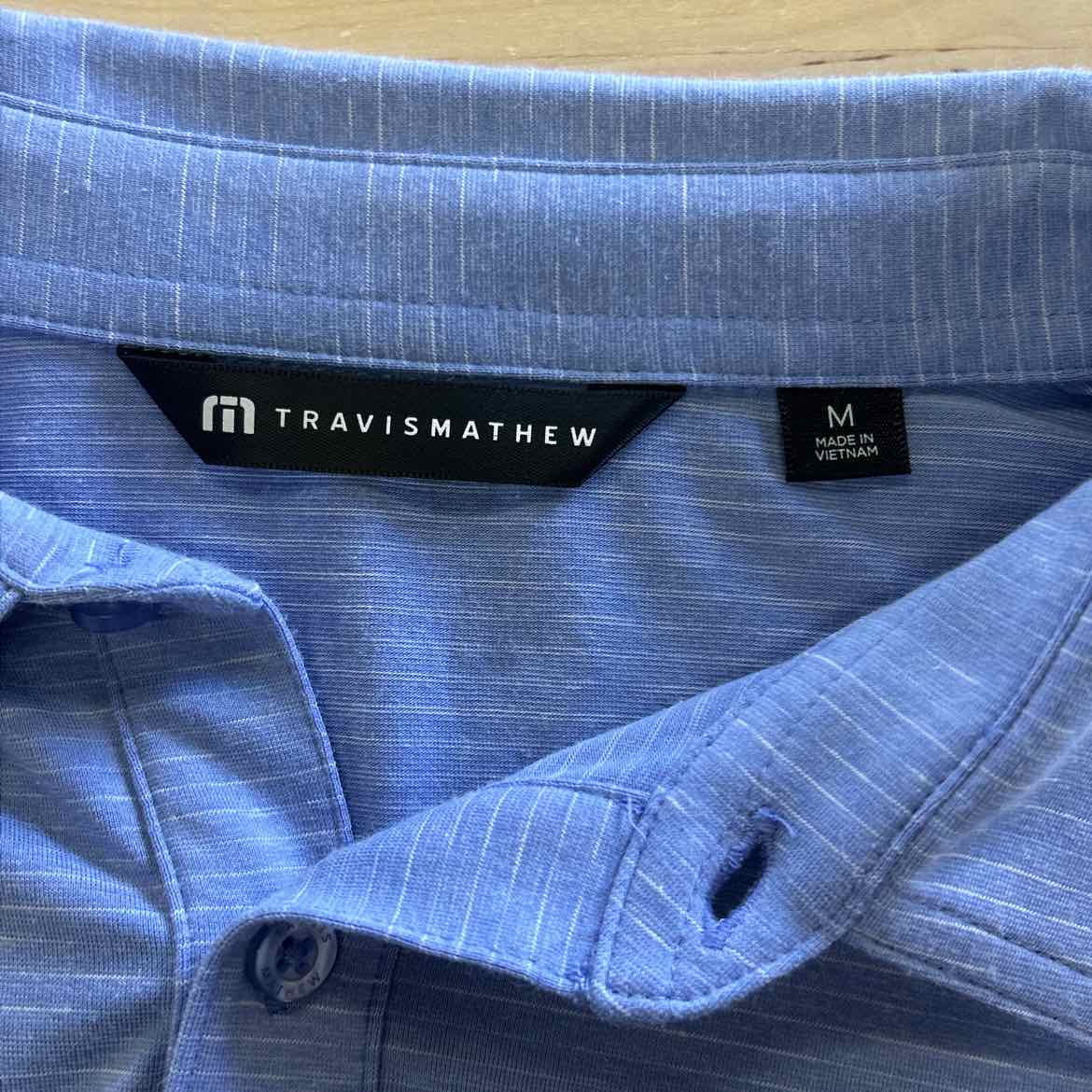 Travis Mathew Size M Blue Preloved MENS Polo