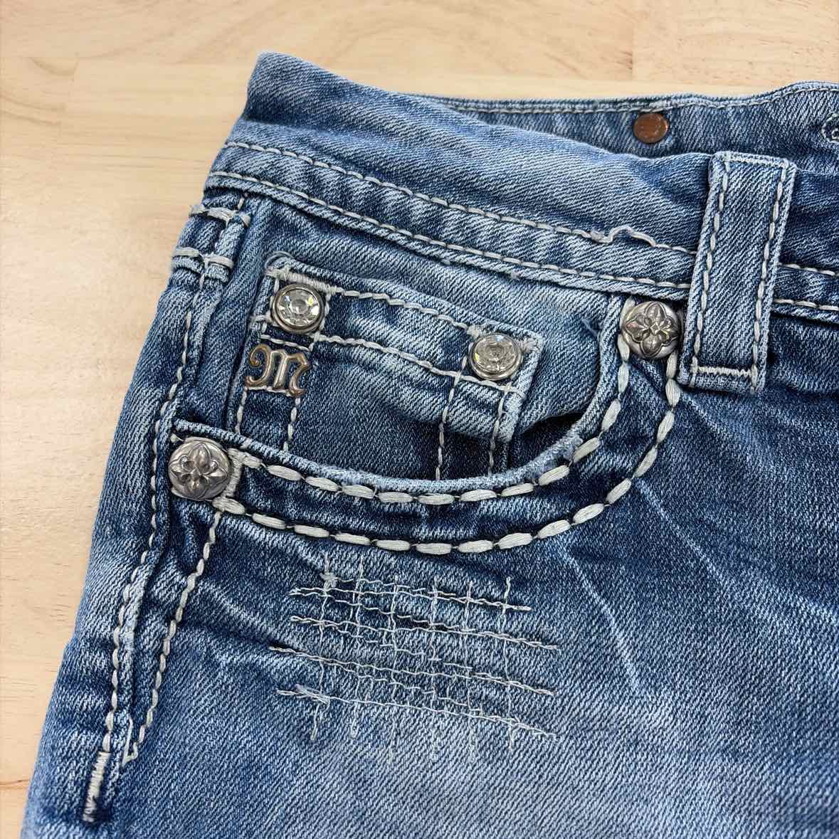 Miss Me Women Size 27 Blue Preloved Shorts