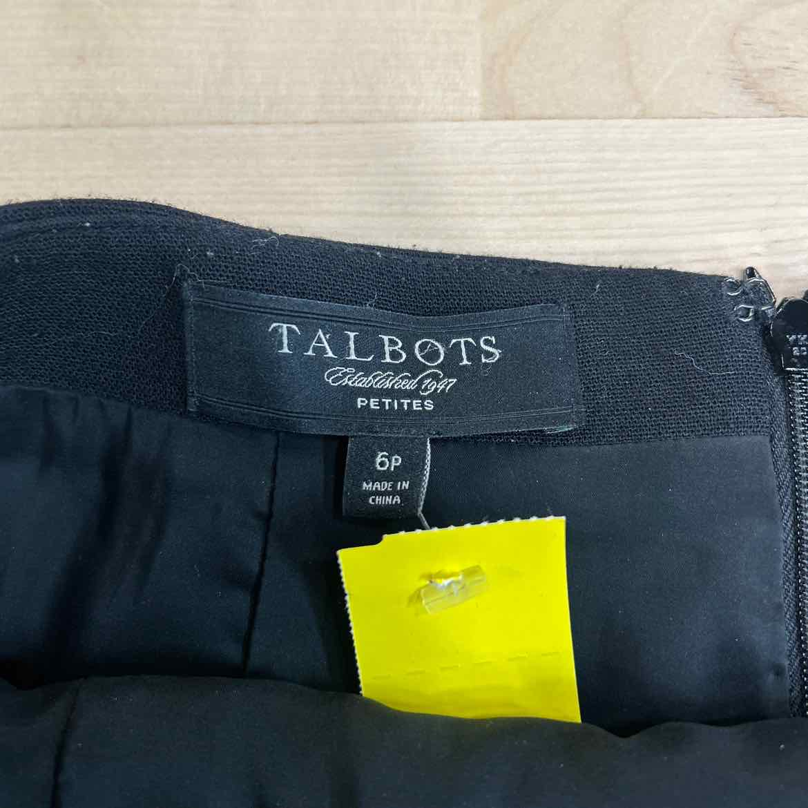 Talbots Size 6 Black Preloved Skirt