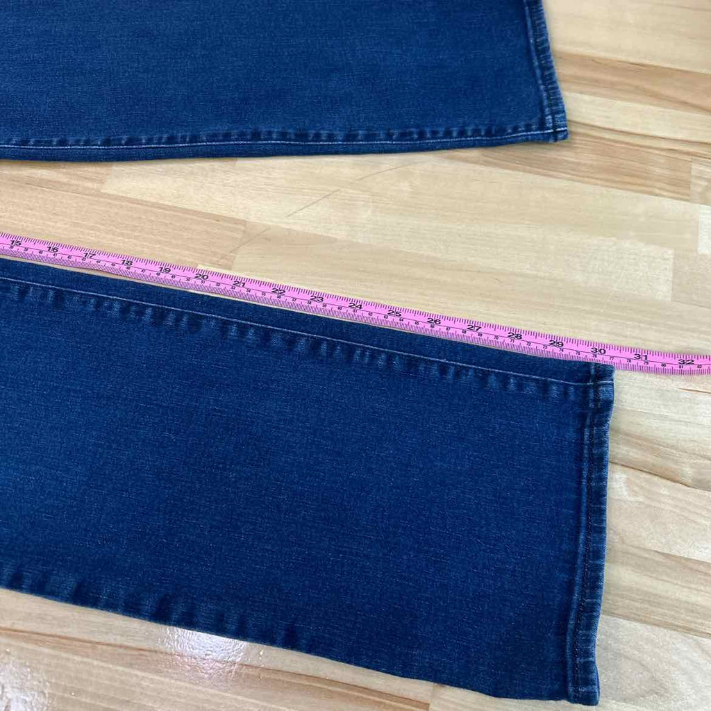NYDJ Size 8 Blue Preloved Jeans