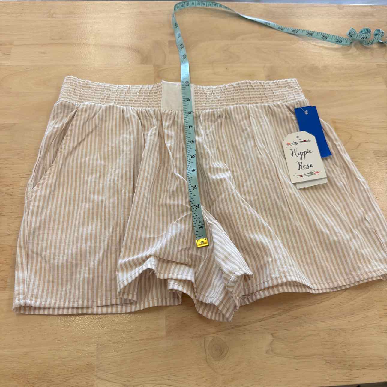 hippie rose Women Size S Tan New Shorts