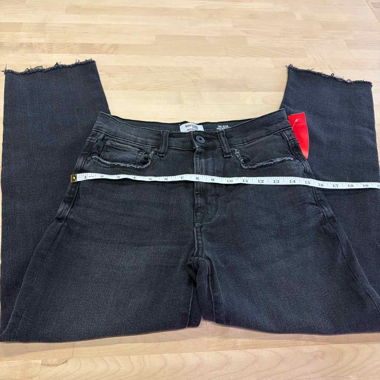 Kensie Size 27 Black Denim Preloved Jeans