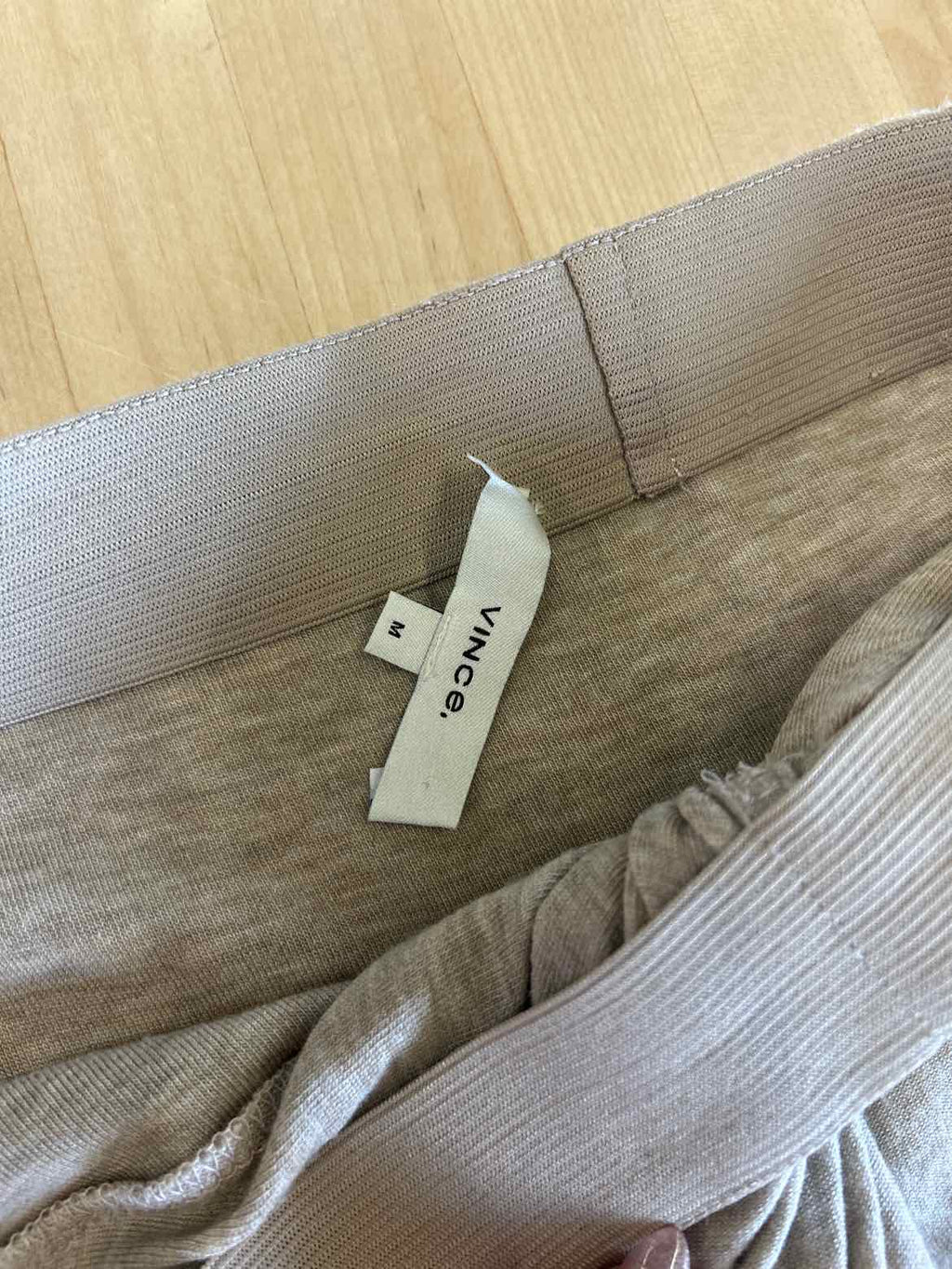 Vince Size M Beige Preloved Skirt