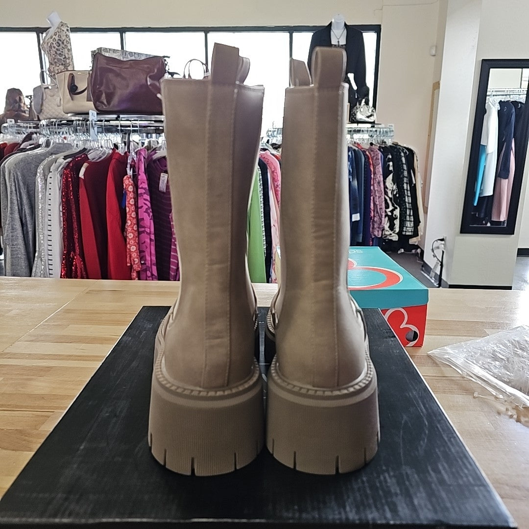 DV by Dolce Vita Garden Women's Boots Stone : 10 M, Synthetic