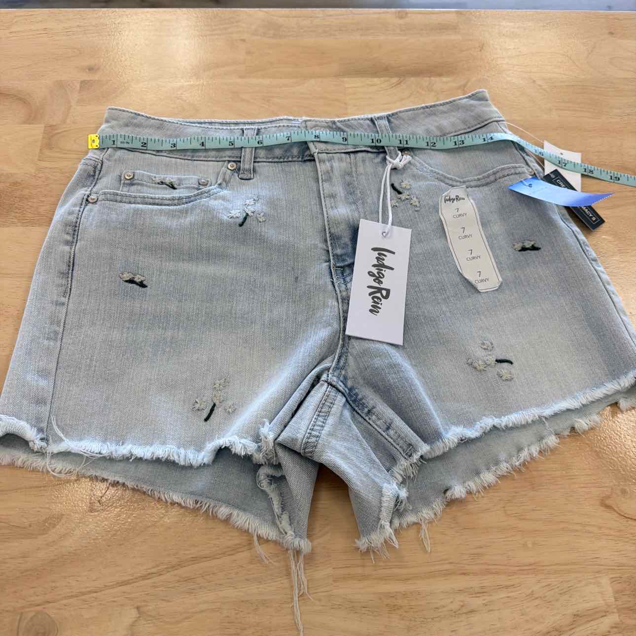 Indigo Rain Women Size 7 Blue New Shorts