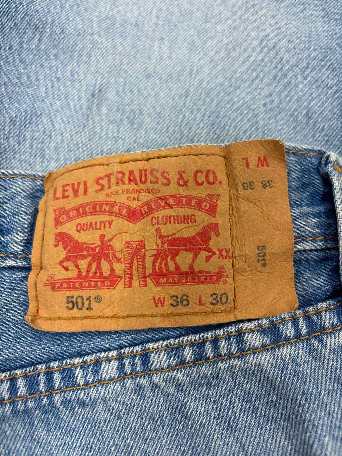 Levi's Size 36x30 Blue MENS Jeans