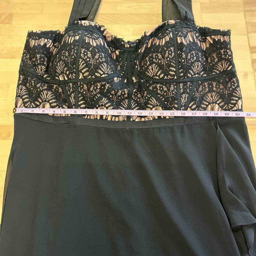 City Chic Size XL Black Preloved Dress