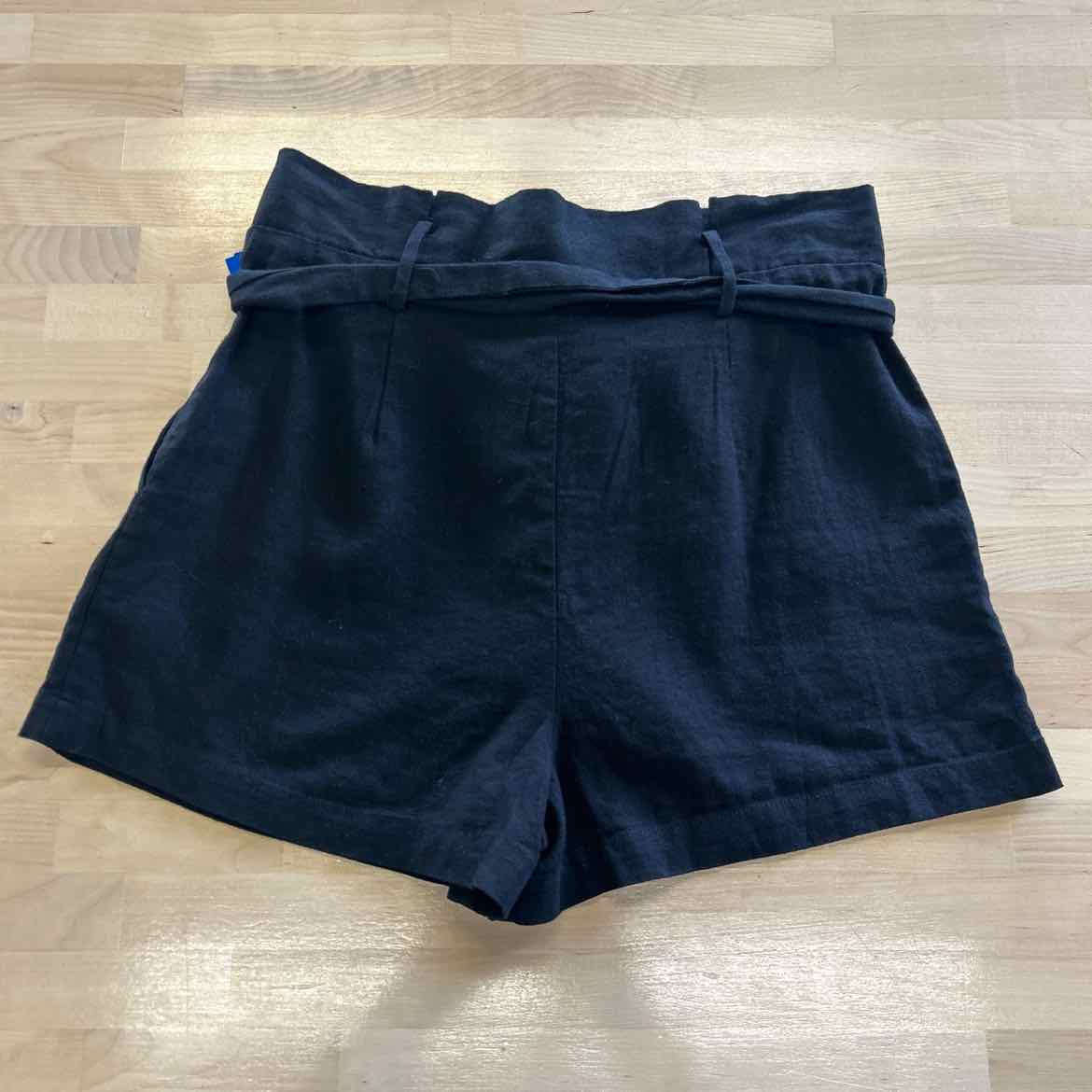 Socialite Size S Black Shorts