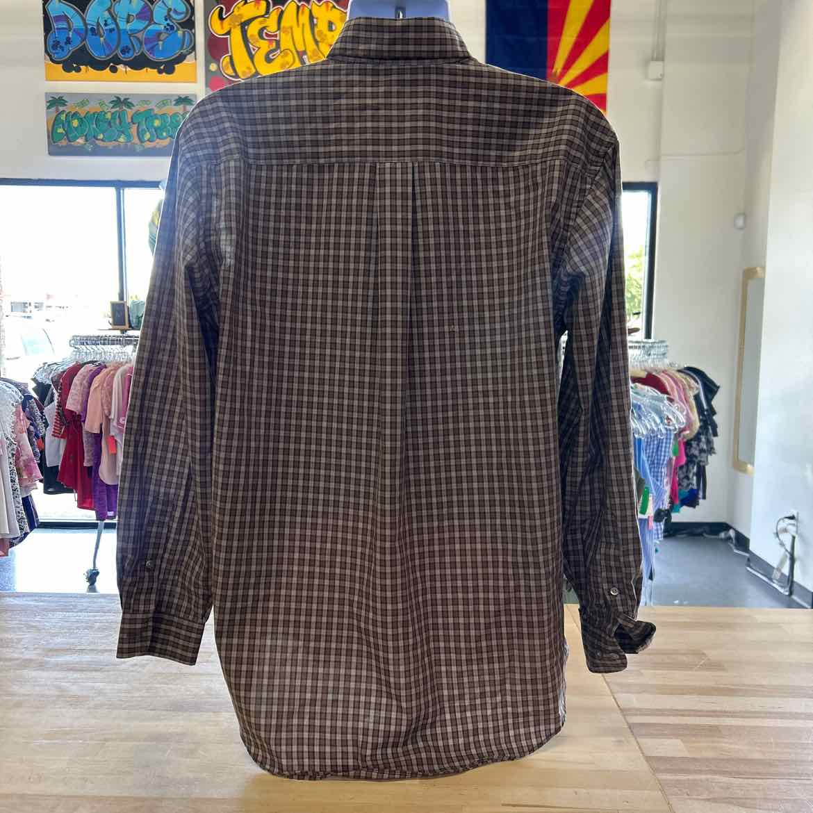 Van Huesen Size L Tan Preloved MENS Button Down Shirt