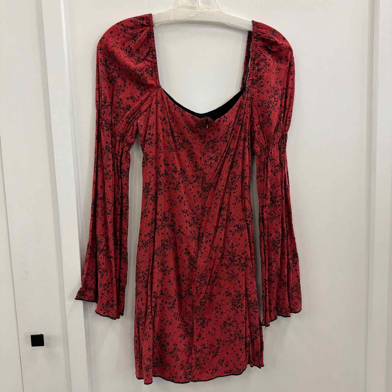 Wild Honey Size L Red Preloved Dress