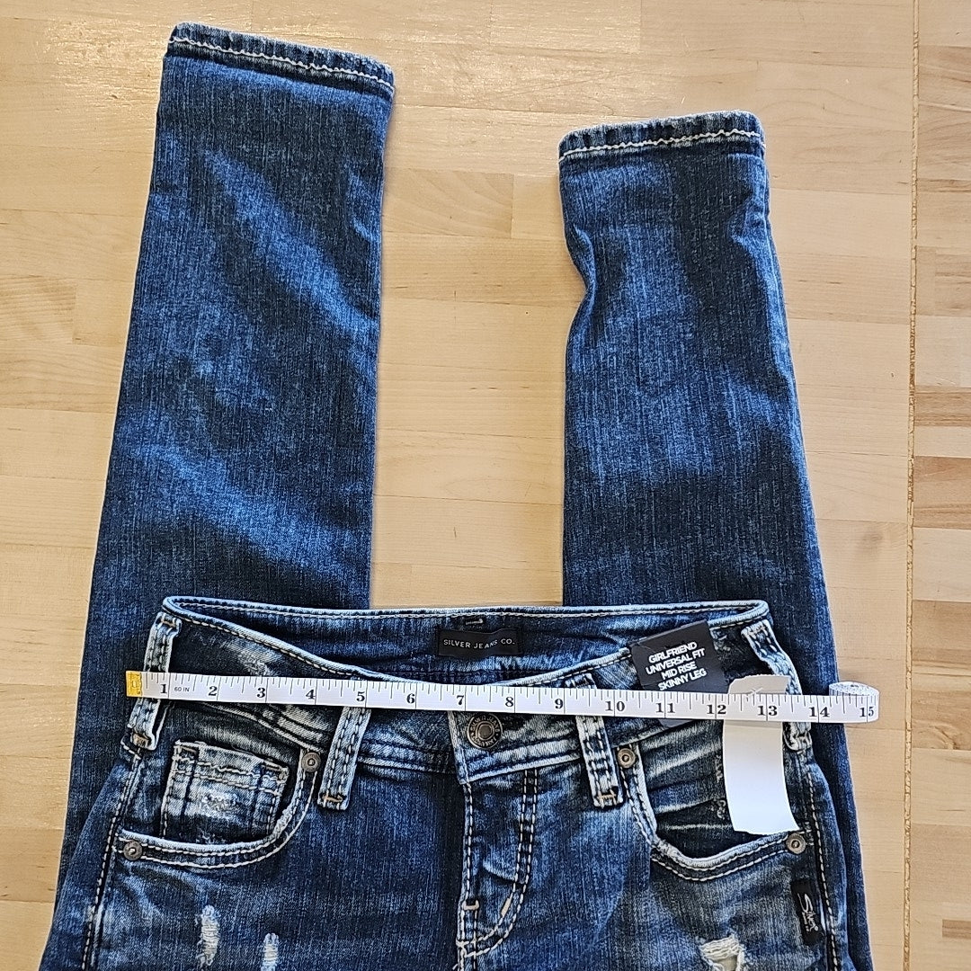 Girlfriend Mid Rise Skinny Jeans - 24W X 29L