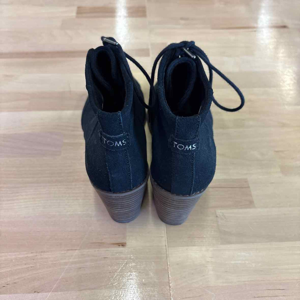 Toms Size 6 Black Bootie