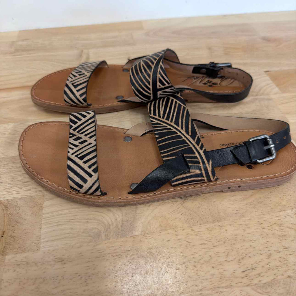 Patricia Nash Size 9 Tan Leather Preloved Flats