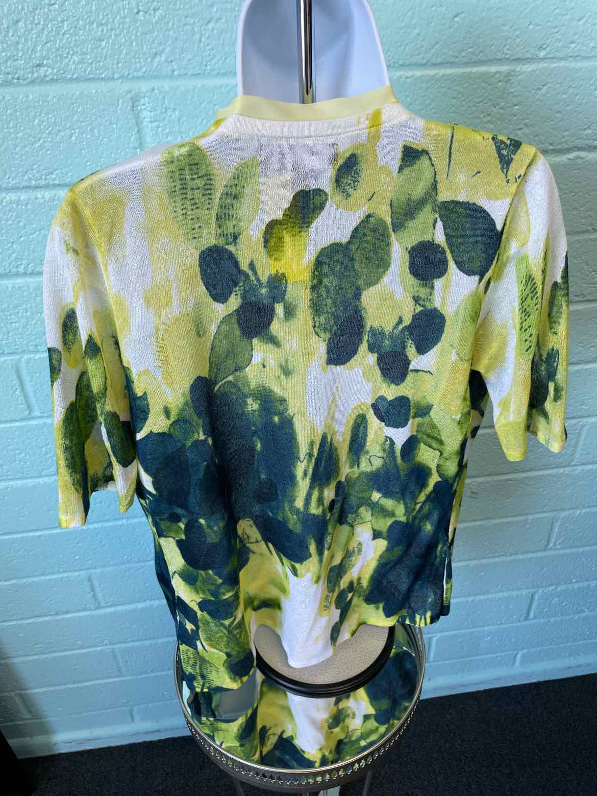 Jones New York Size PL Green Print Sweater