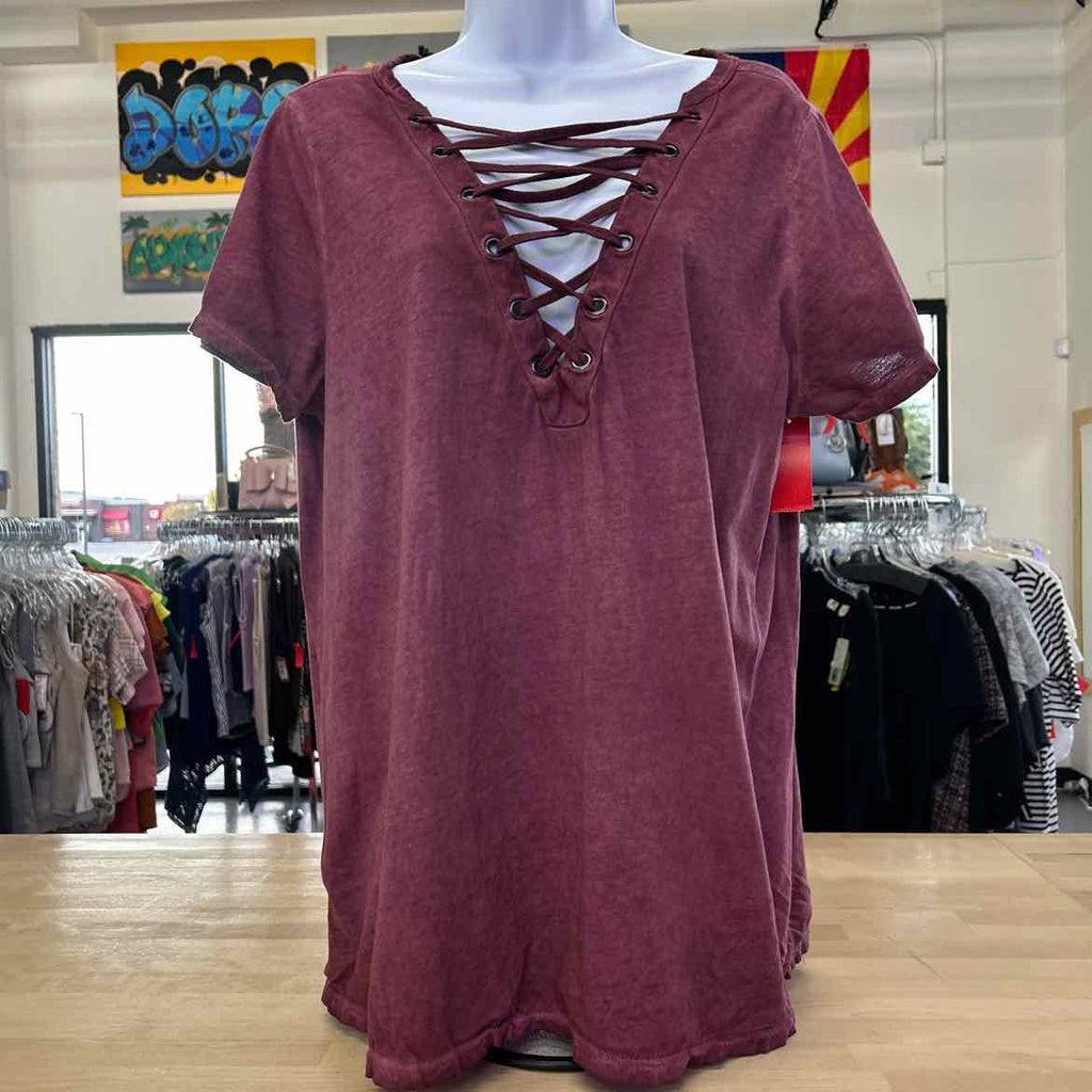 Torrid Size 0 Red Preloved Blouse SS