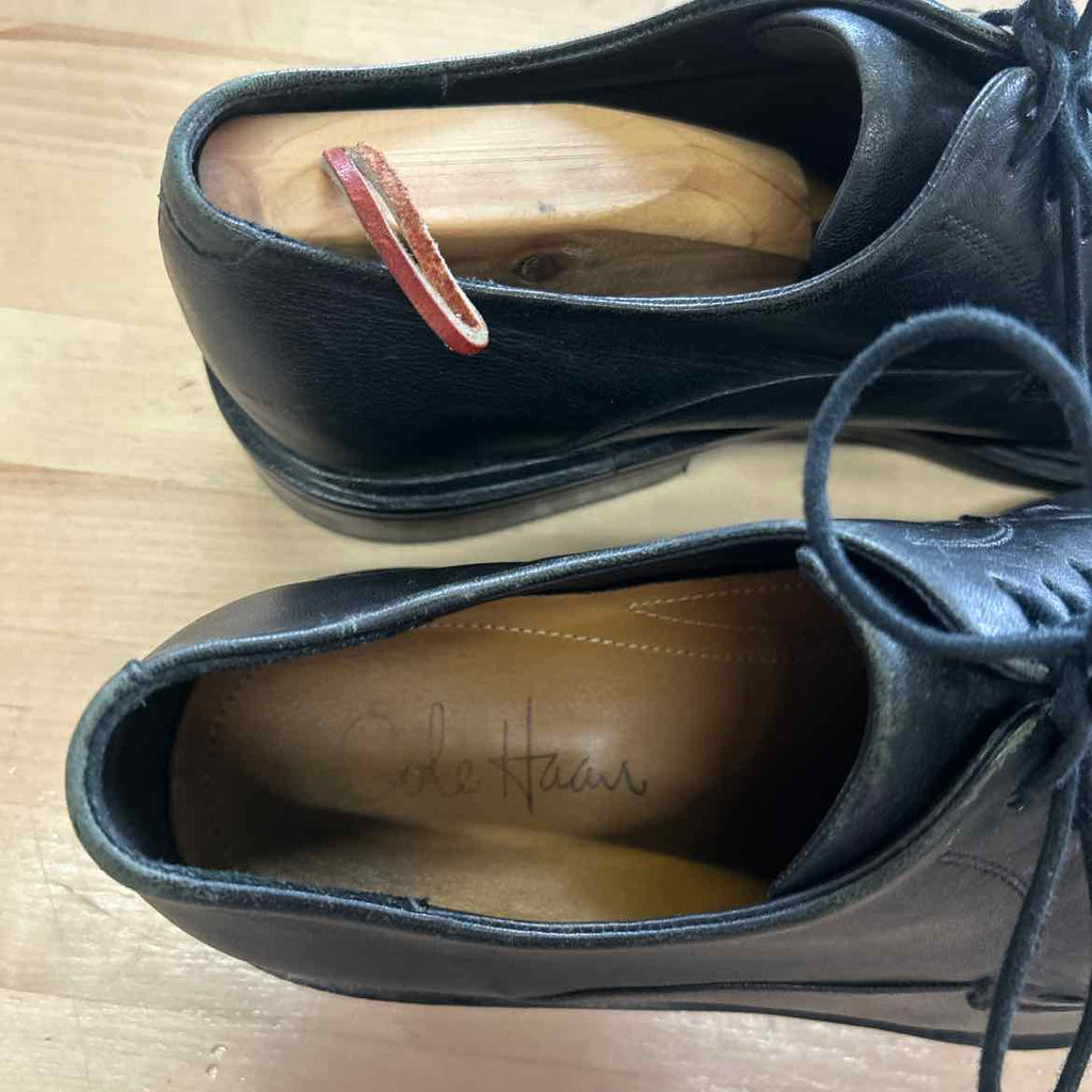 Cole Haan Size 9.5 Black Oxford
