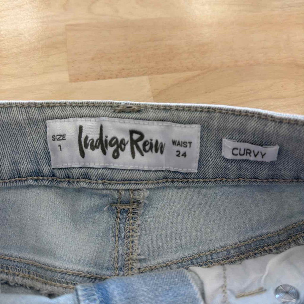 Indigo Rain Women Size 1 Blue New Shorts