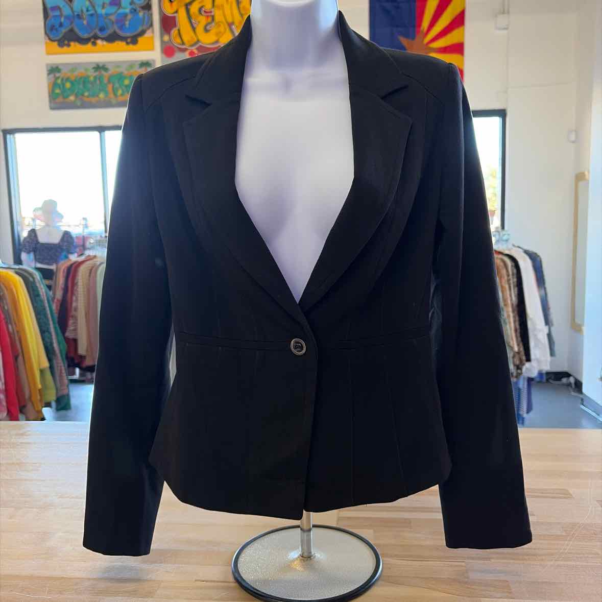 White House Black Market Size 00 Black Used Blazer