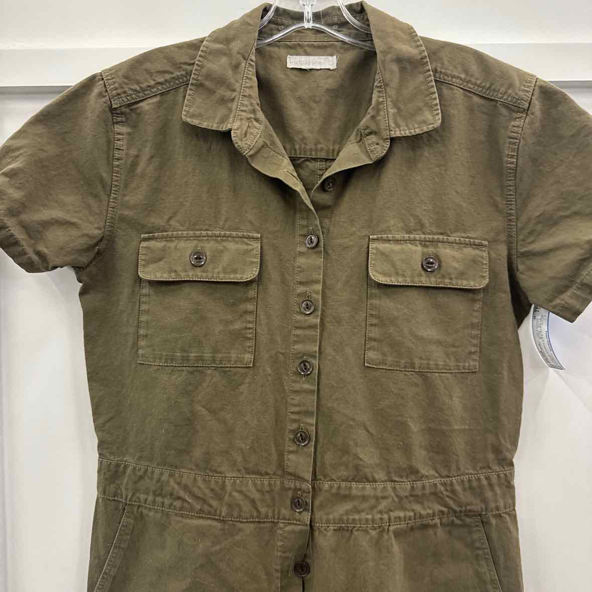 Outer Known Size M Olive Preloved Jumper