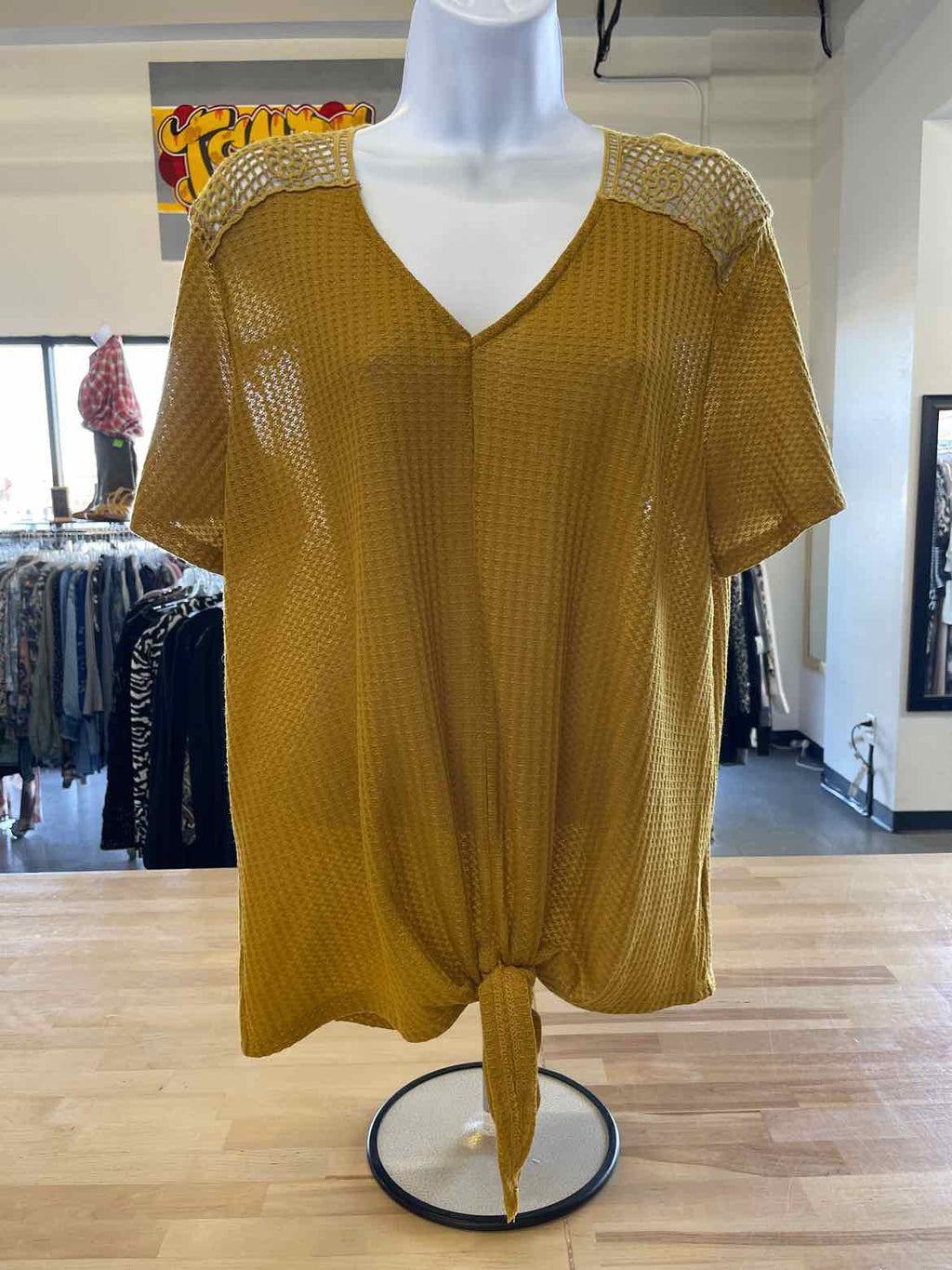 Davi & Dani Size S Yellow Blouse