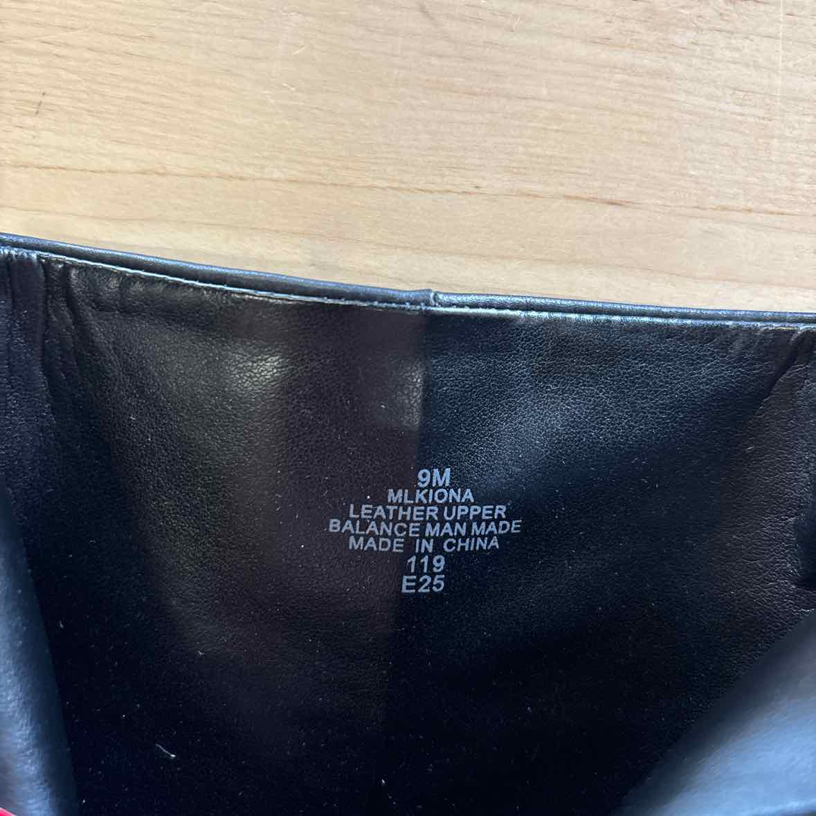 Marc Fisher LTD Kiona Women's Boots Black Leather : 9 M