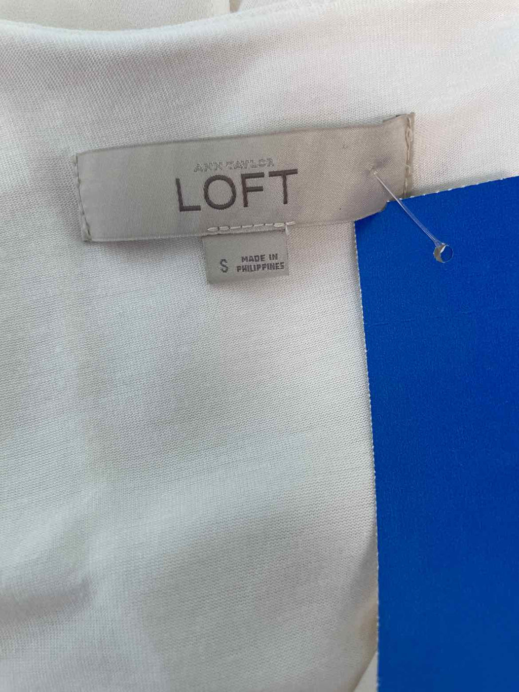 Loft Size S Cream Sleeveless