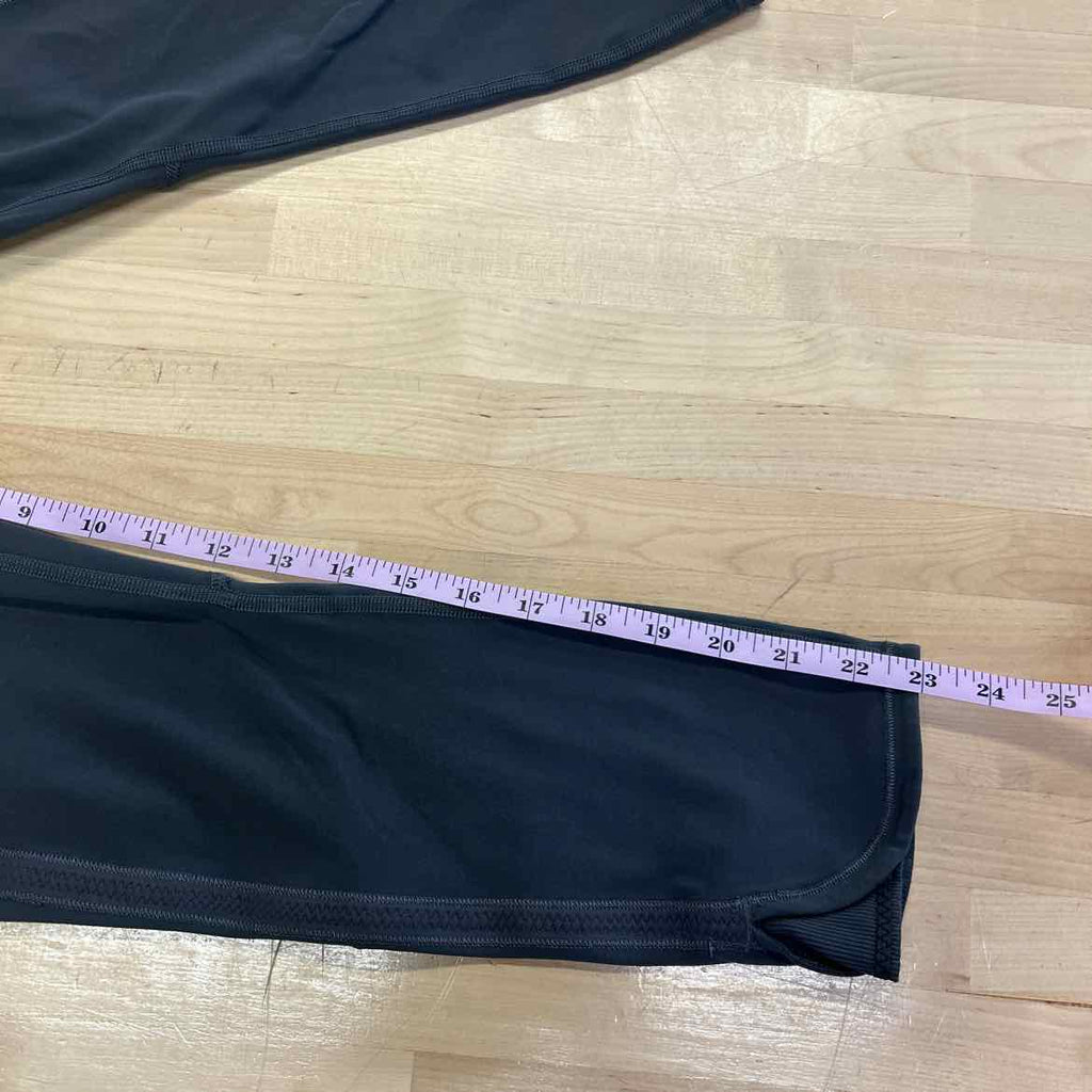 LuluLemon Size M Gray Preloved athletic leggings