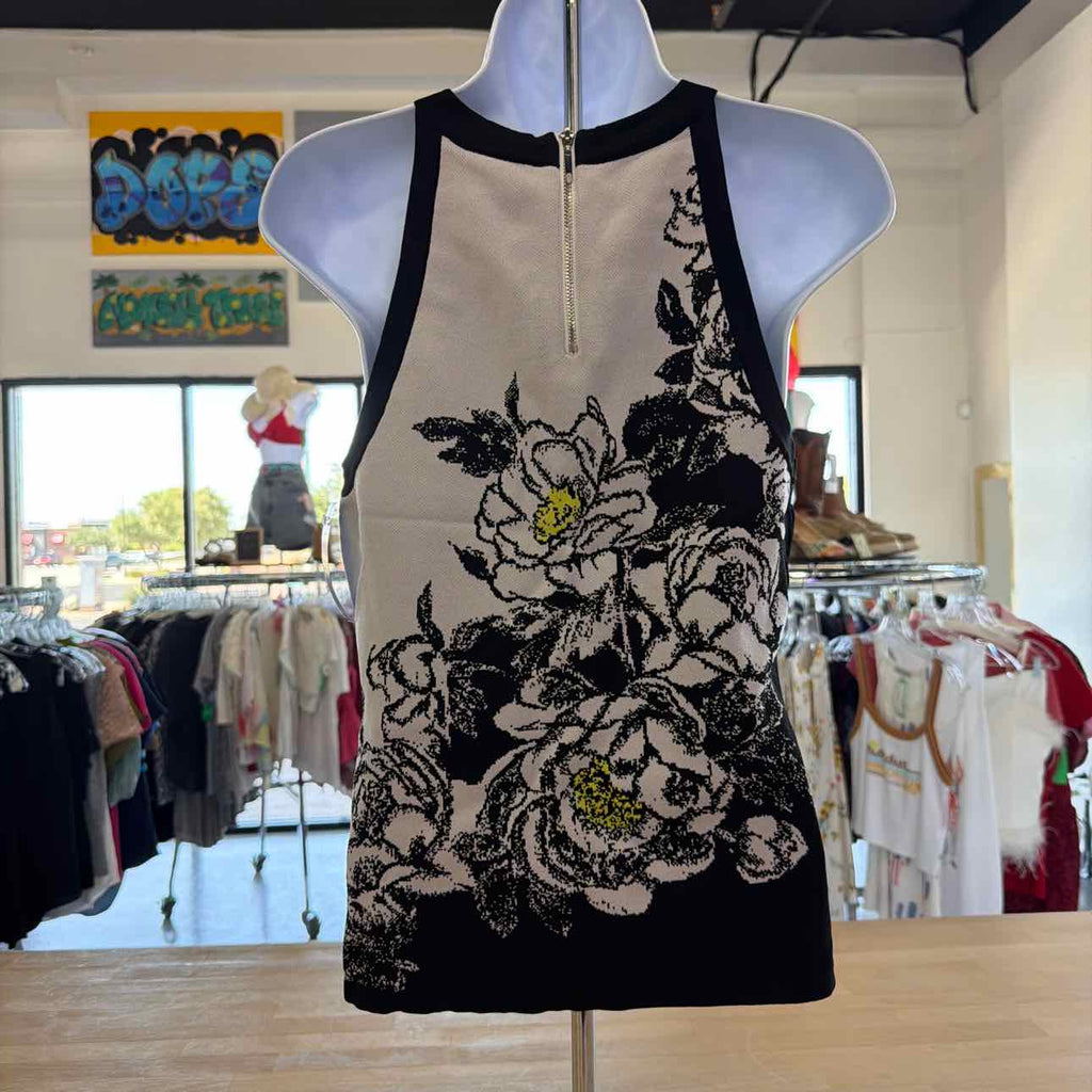 White House Black Market Size S White Black Preloved Halter
