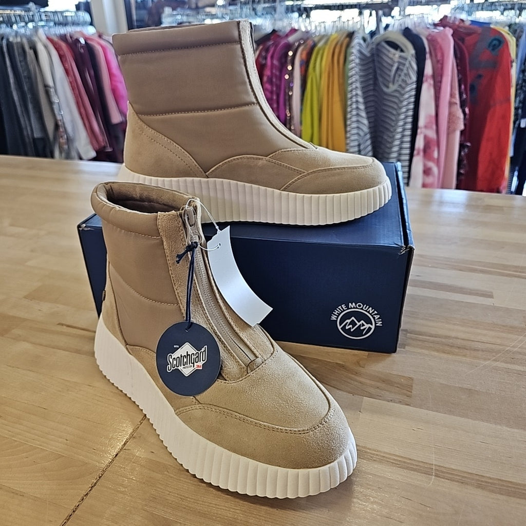 White Mountain Size 9 Sand Boots