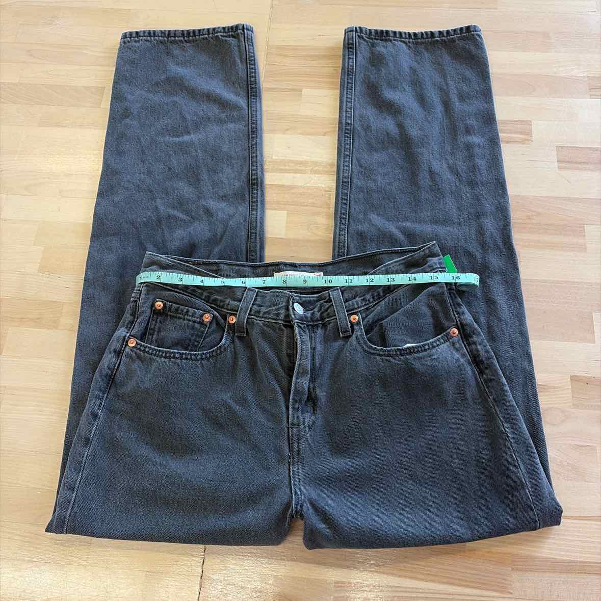 Levi's Size 28 Gray Denim Jeans