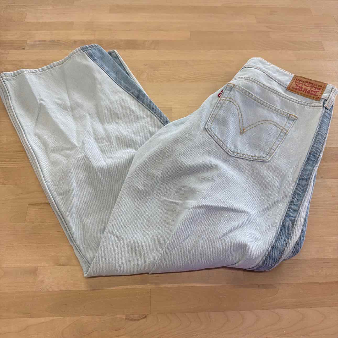 Levi's Superlow Loose Stripe Jeans