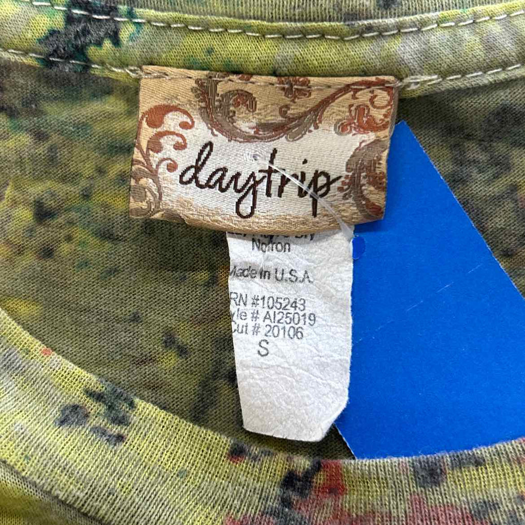 Daytrip Size S Green Preloved T-Shirt SS
