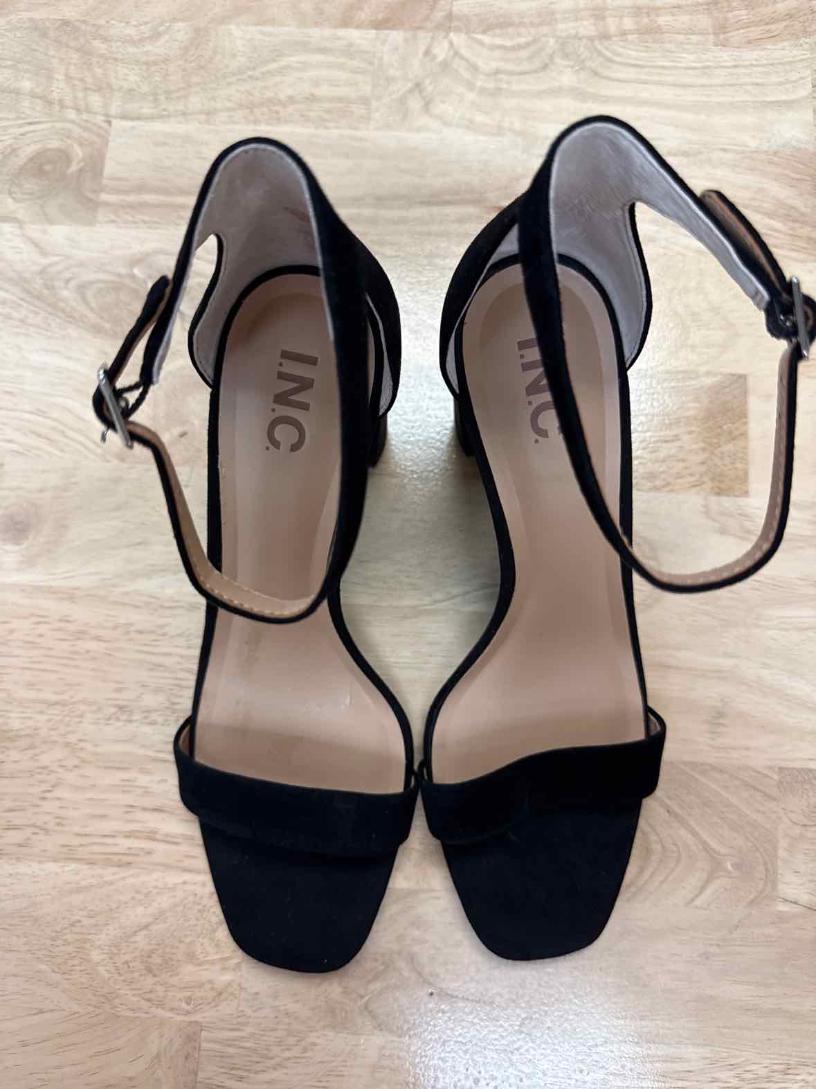 INC Size 10 Black Lexini Two-Piece Sandals - Black Suede
