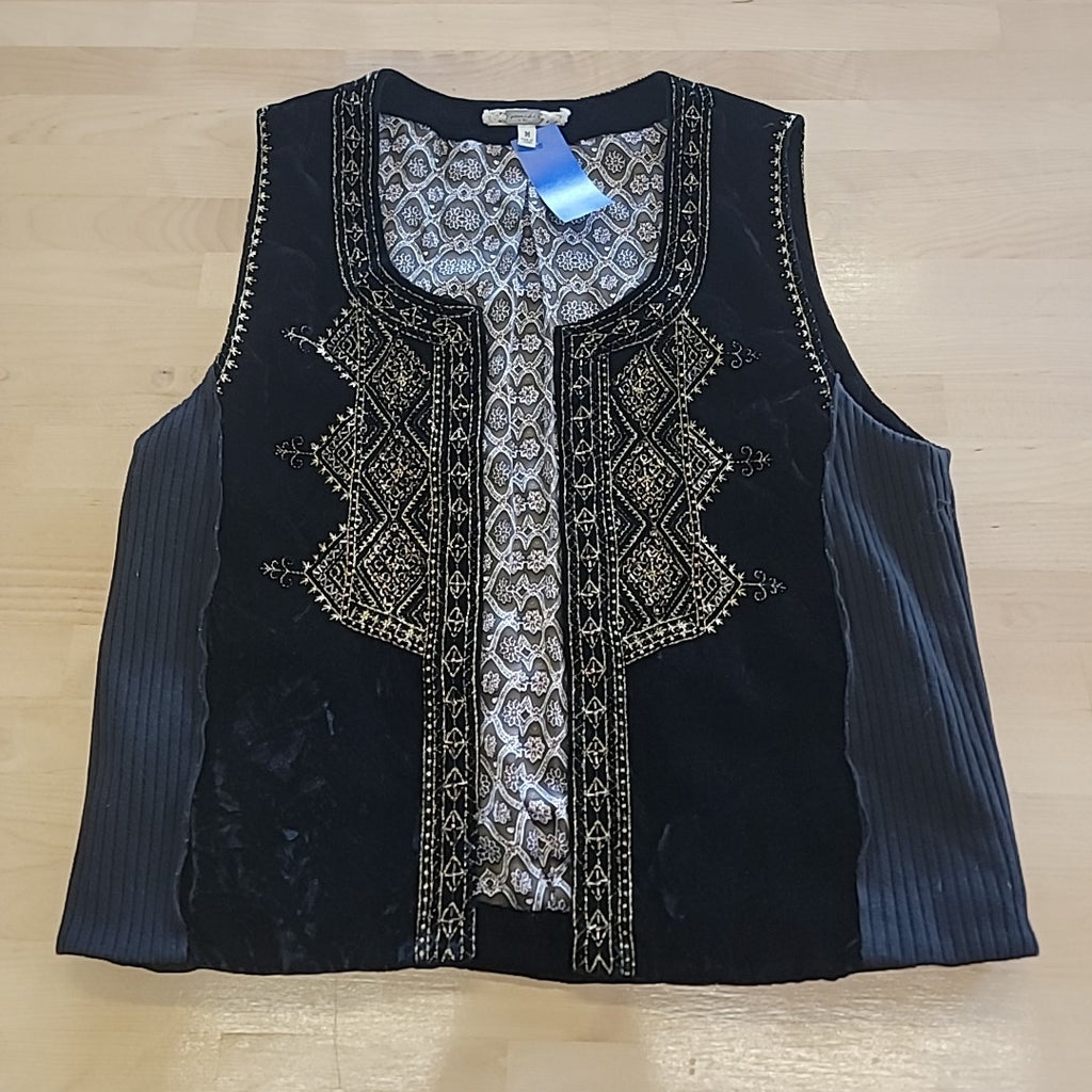 Gimmicks Size M Black & Gold Vest