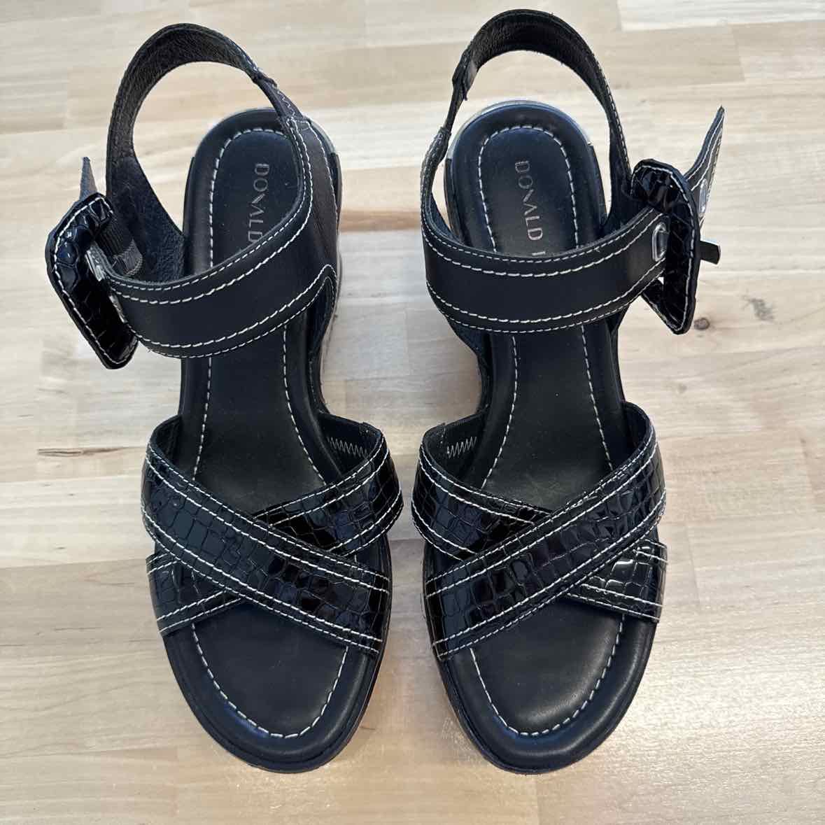 Donald J Pliner Shoe Size 9.5 Black Platform Cork Wedge Sandals
