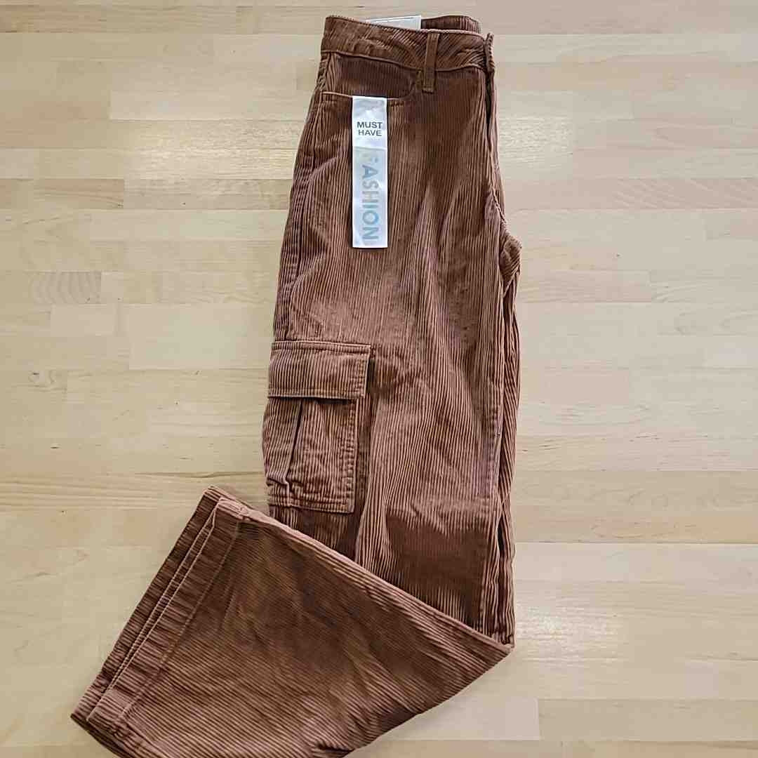 tinceltown Size 1 Cotton Corduroy Low-Rise Cargo Jeans - Pecan