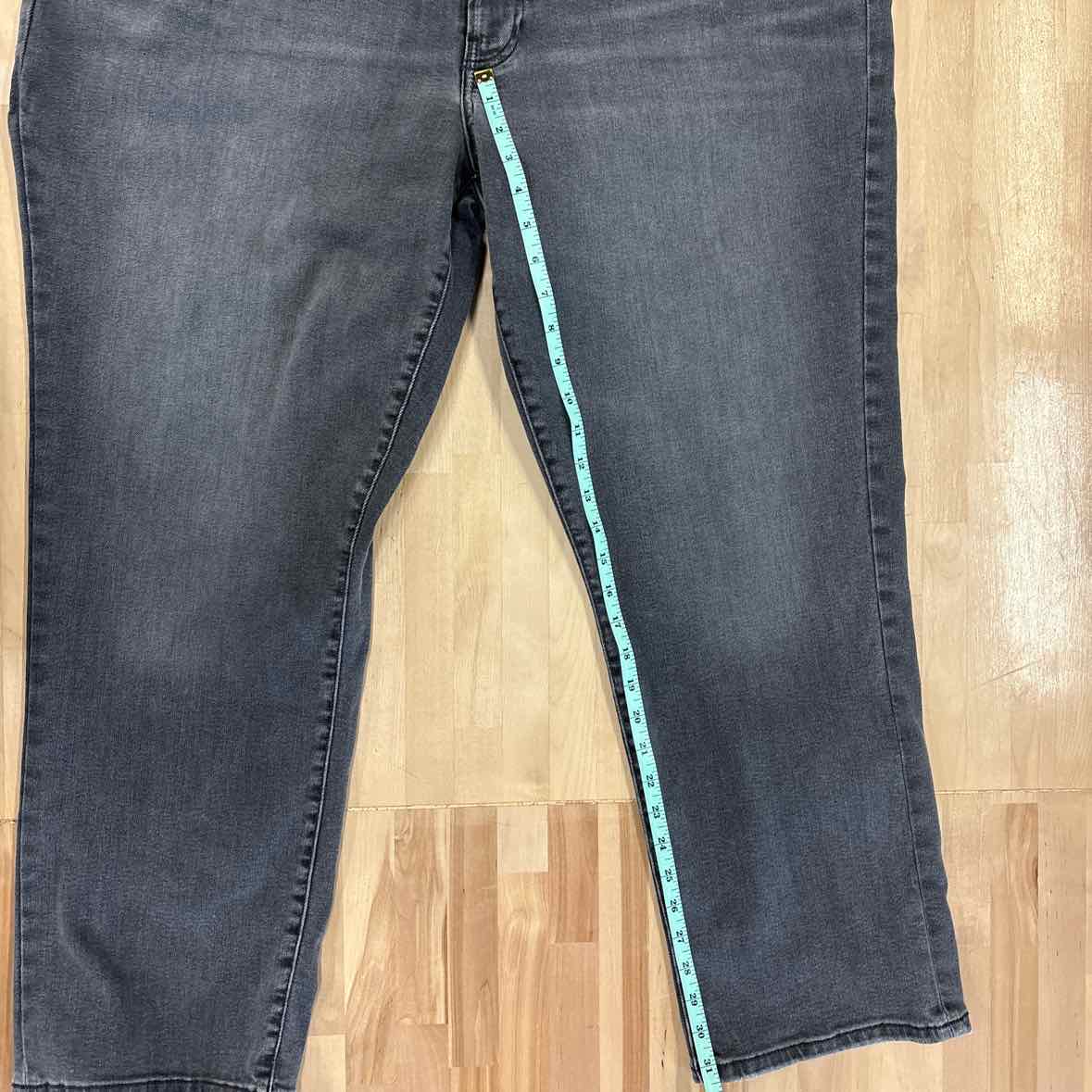 Lucky Brand Men's Size 46x32 Gray MENS Jeans