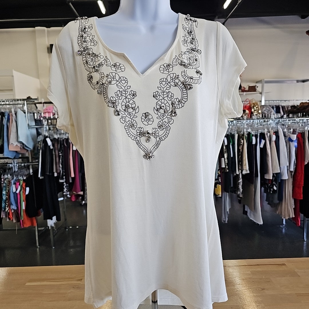 K.Jordan Size L Cream T-shirt