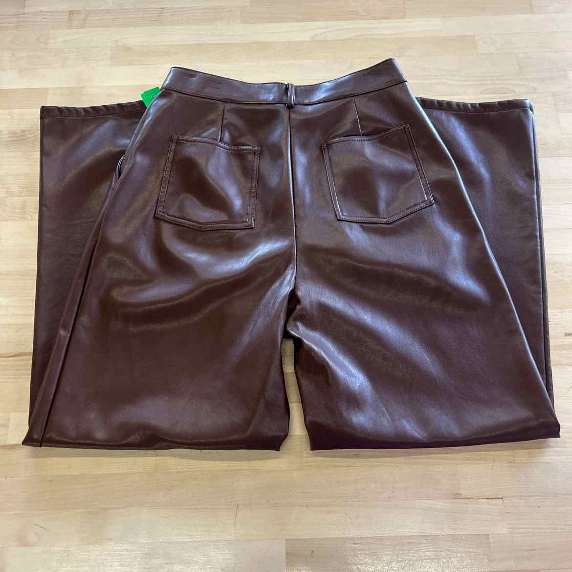Bar III Size 6 Brown Leather Preloved Pants