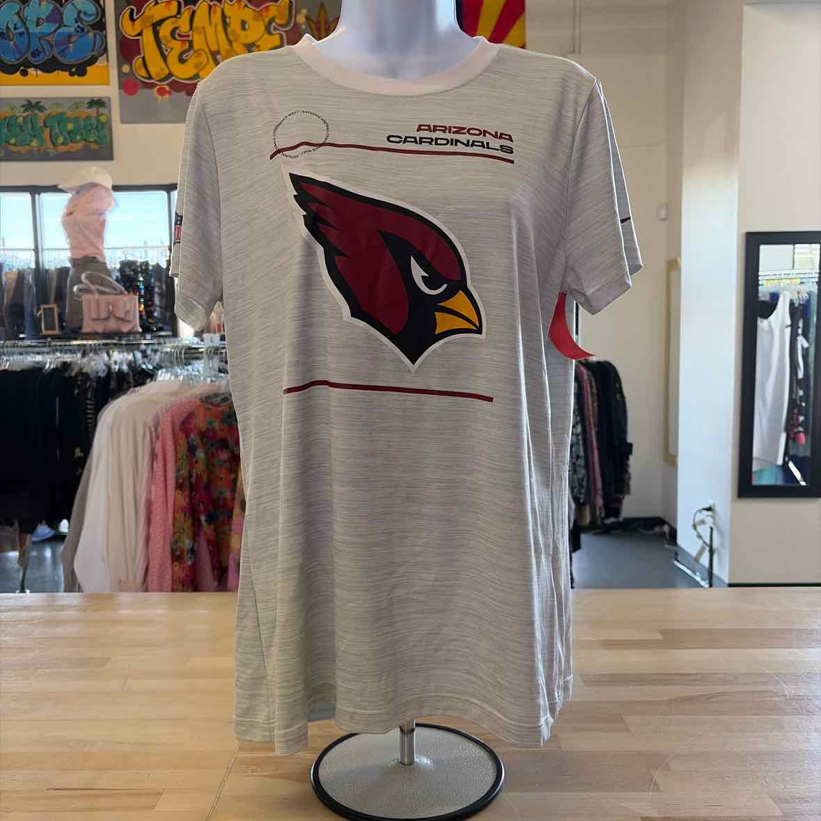 NFL Size L Gray T-shirt