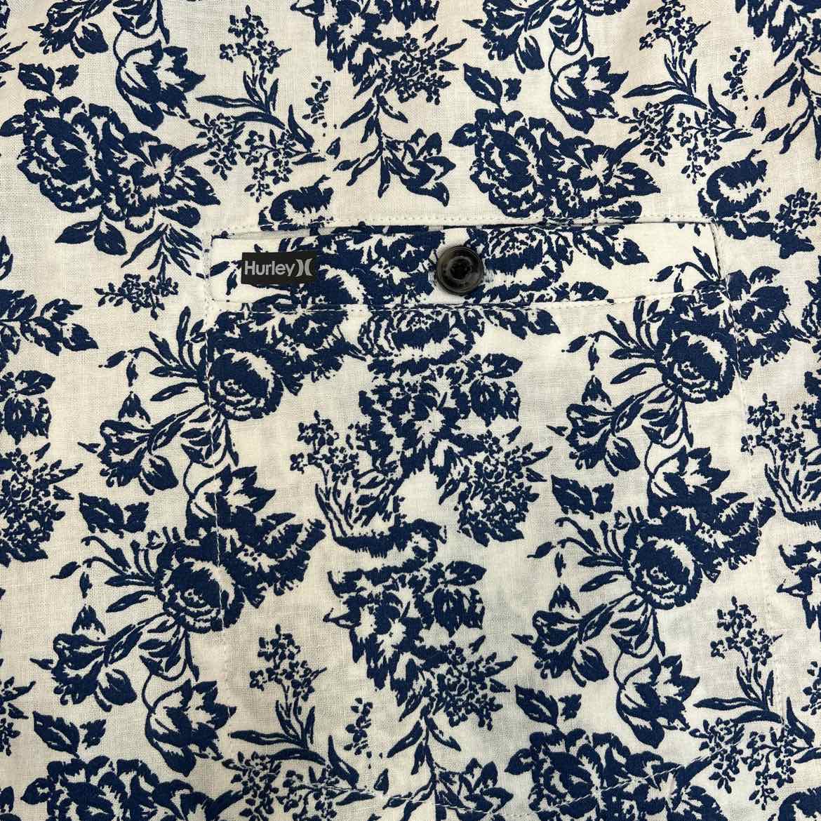 Hurley Size XXL White Preloved MENS Button Down Shirt