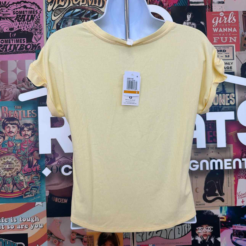 hippie rose Size S Cuffed Short-Sleeve Tee