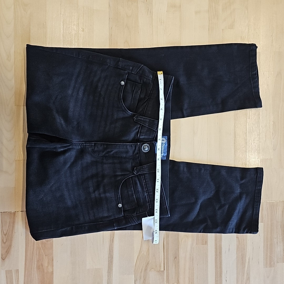 Democracy Women's Petite Ab Solution Straight Leg Jean Black