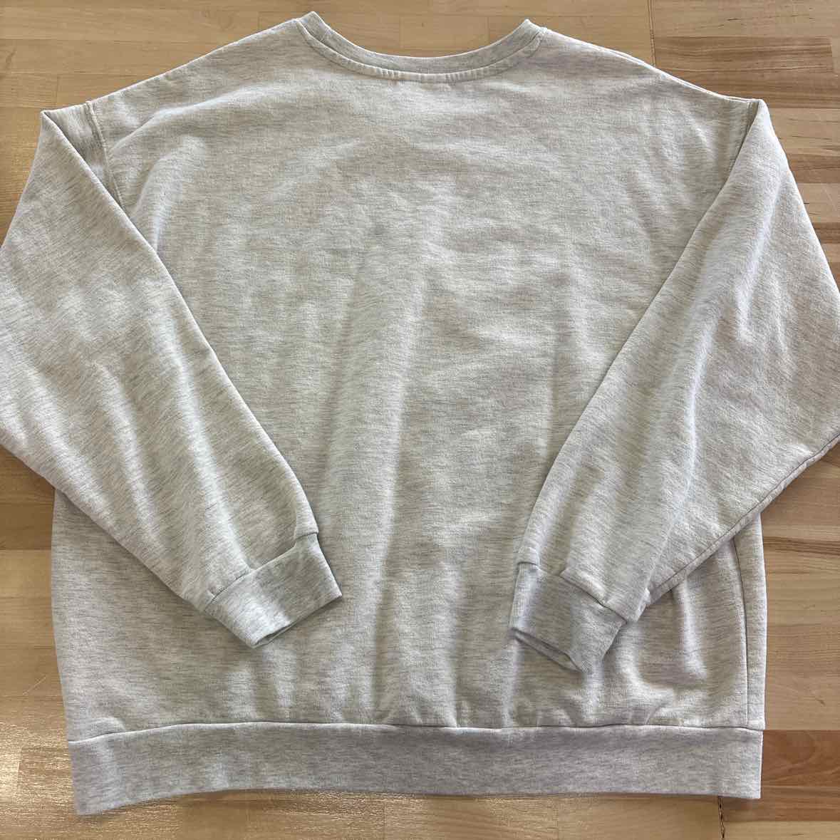 Size XXL White Sweater