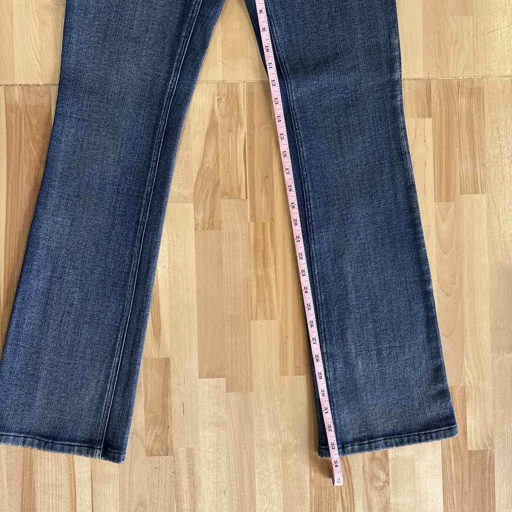 a la Carte Size 4 Blue Jeans