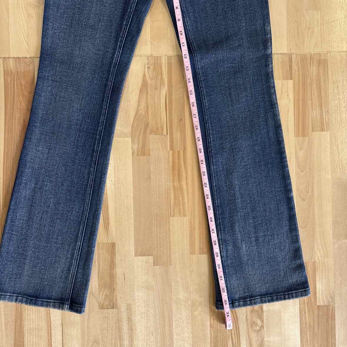 a la Carte Size 4 Blue Jeans